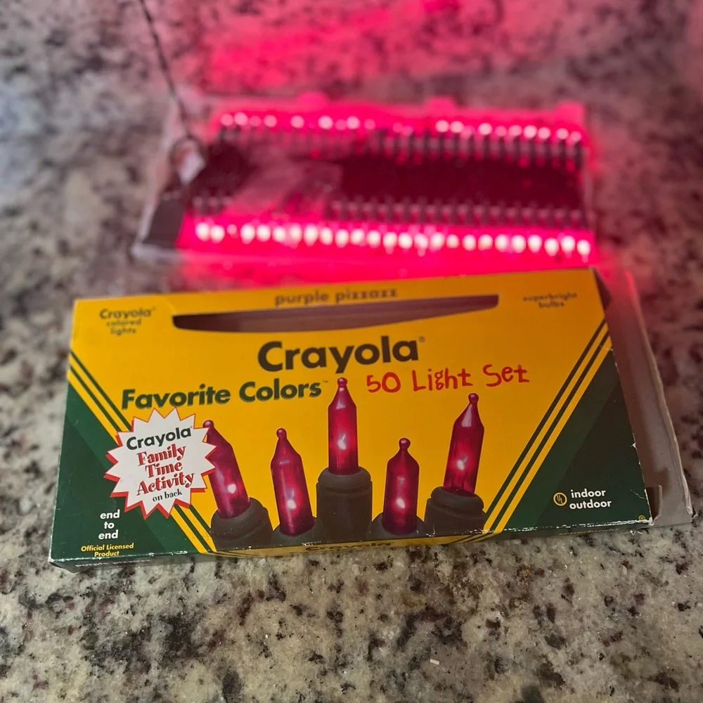 Crayola Purple Pizzazz 50 Light Set Box of Christmas Holiday Lights